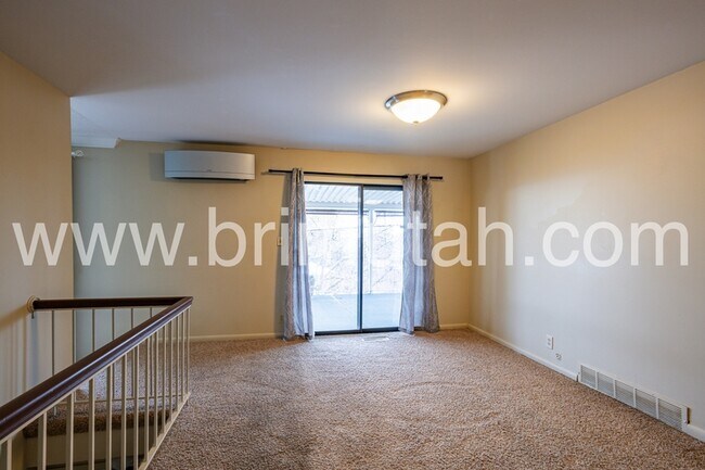 Foto del edificio - 3608 Eastwood Dr