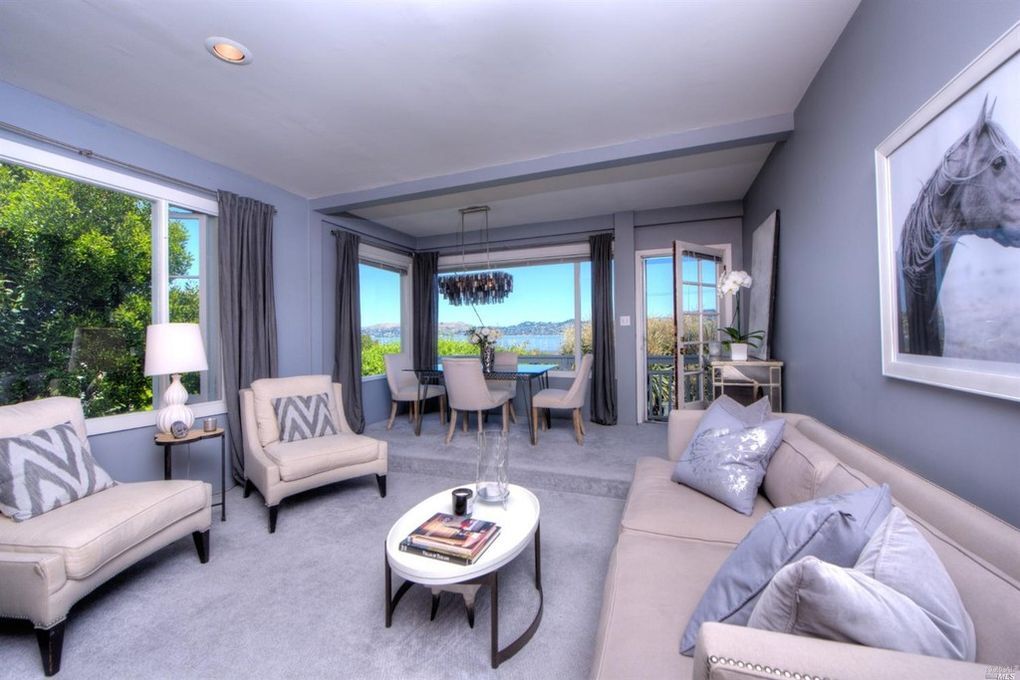 Living/Dining room - 1735 Bridgeway