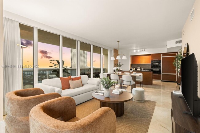 Building Photo - 1830 S Ocean Dr