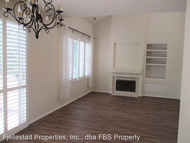 Foto del edificio - 3 br, 2.5 bath House - 11267 Carmel Creek Rd