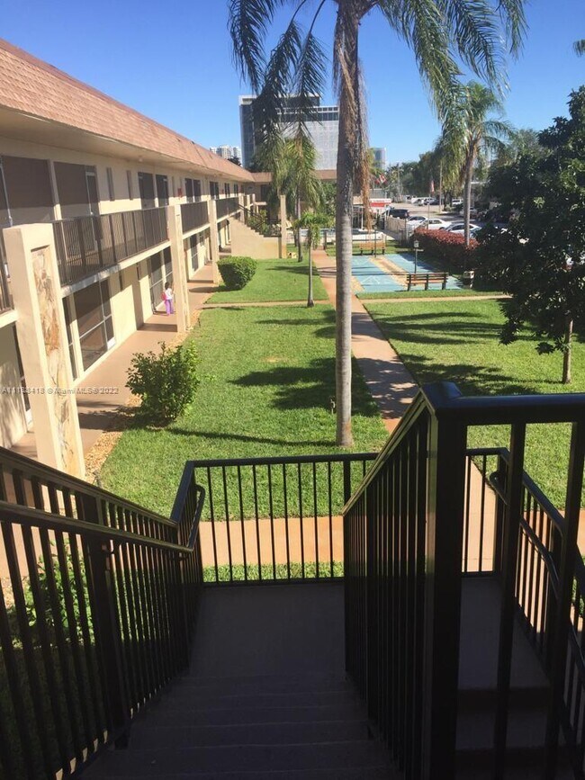 Foto del edificio - 421 NE 1st St