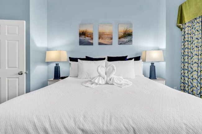 Foto del edificio - 2710 N Ocean Blvd