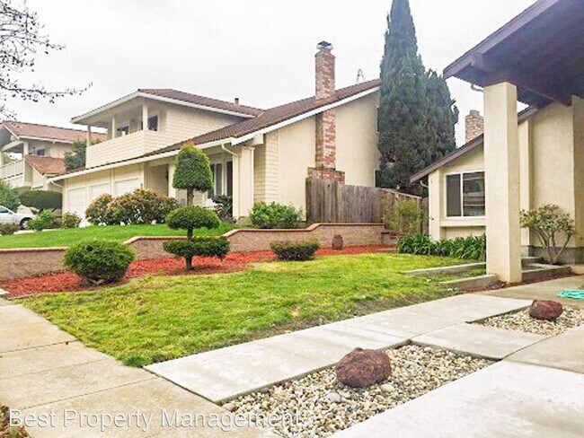 Building Photo - 4 br, 2.5 bath House - 40723 Slayton Street