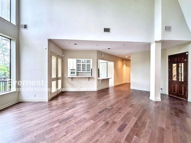 Foto del edificio - 103 Sage Rd