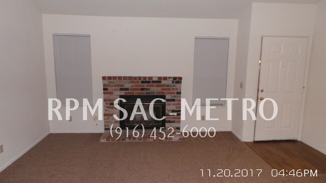 Building Photo - 9157 Newhall Dr