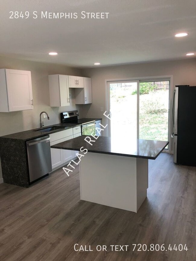 Building Photo - Beautiful 3 Bed 3 Bath Home In South Aurora