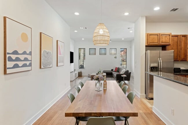 Foto del edificio - 1803 E 18th St
