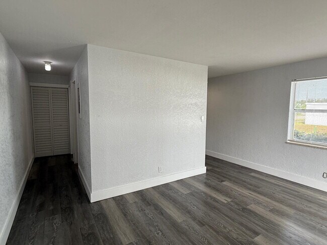 Foto del edificio - Charming 1-Bedroom Gem in Fort Lauderdale