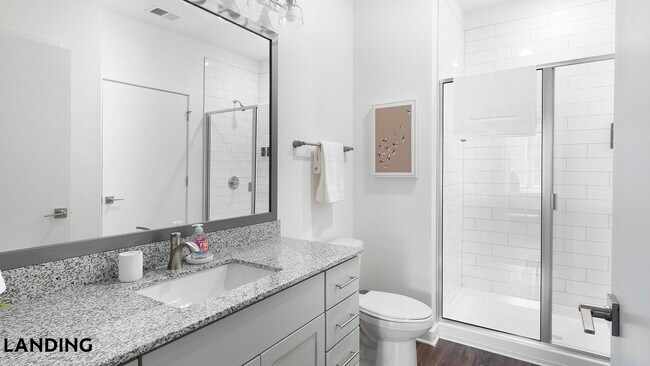 Foto del edificio - 2110 Birkhall St