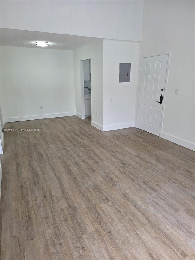 Foto del edificio - 15600 SW 80th St