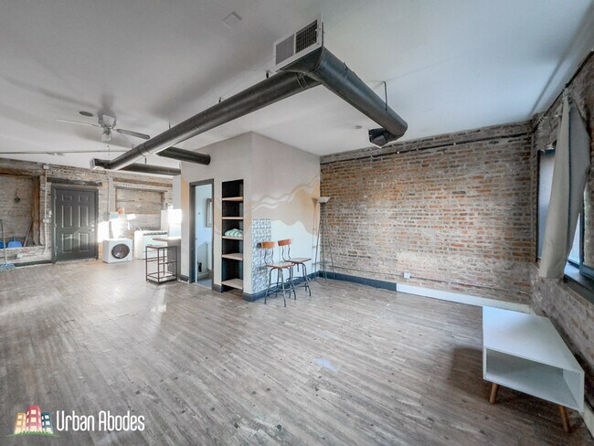 Foto del edificio - 639 N Troy St
