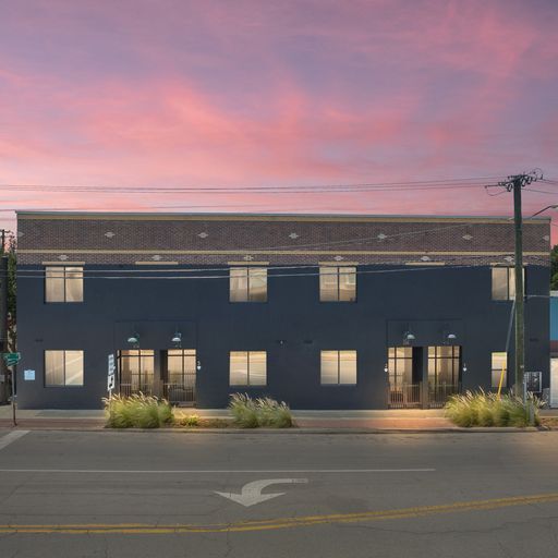 Building Photo - 120 E 4th St