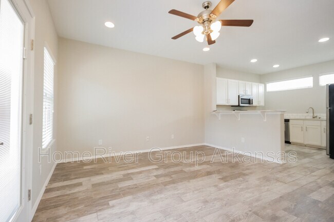 Building Photo - 1730 N Reno Dr