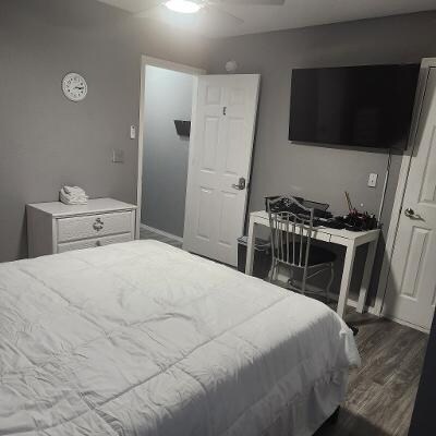 Foto del edificio - 1447 N Boston Ave