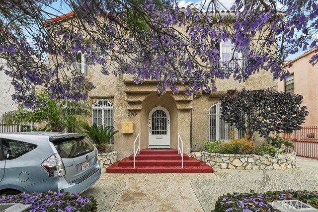 Foto principal - 2818 S Bronson Ave