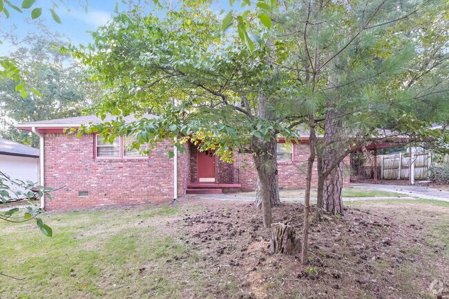Building Photo - 1090 Longshore Dr