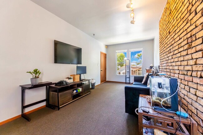 Foto del edificio - 3625 S Emerald Ave