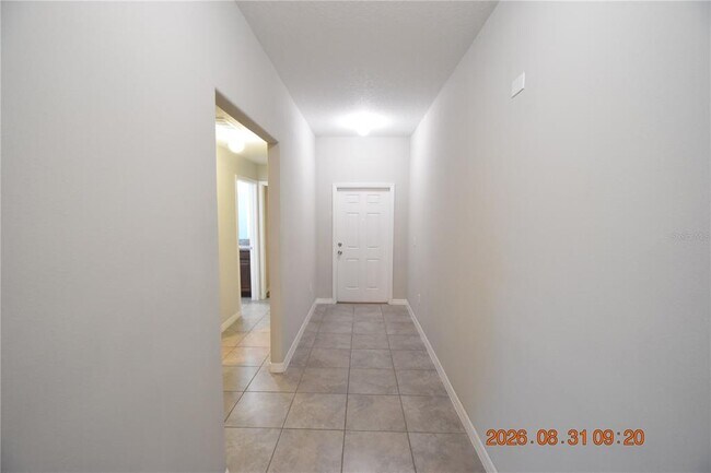 Foto del edificio - 10106 RoseMary Leaf Ln