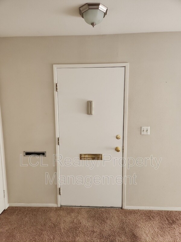 Building Photo - 28026 Winged Foot Dr