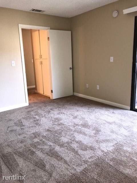 Foto del edificio - 1 br, 1 bath Condo - 750 Parkcenter Dr # 5