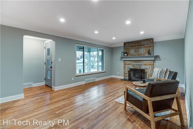 Building Photo - 4 br, 3 bath House - 6812 SMITH RD