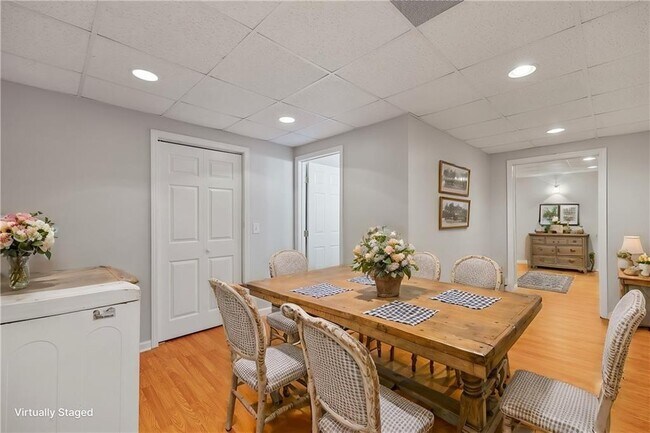 Building Photo - 330 Winford Pl