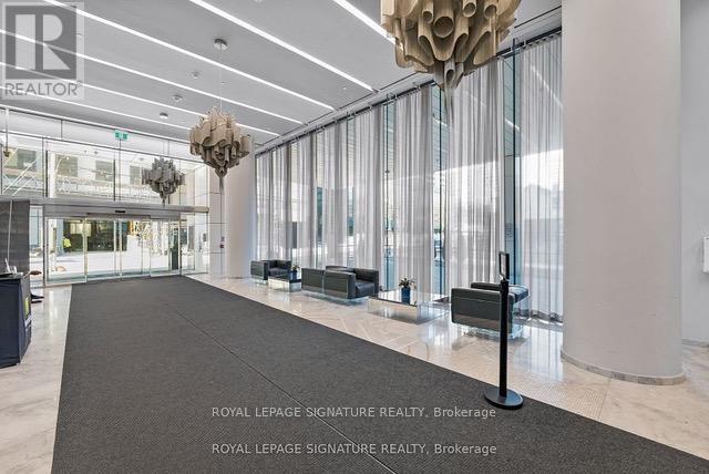 Building Photo - 5 Soudan Ave