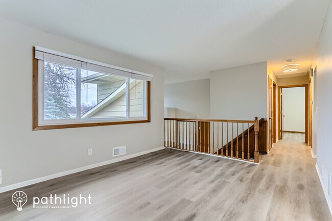 Foto del edificio - 1703 Nokia Way, Eagan, MN, 55122