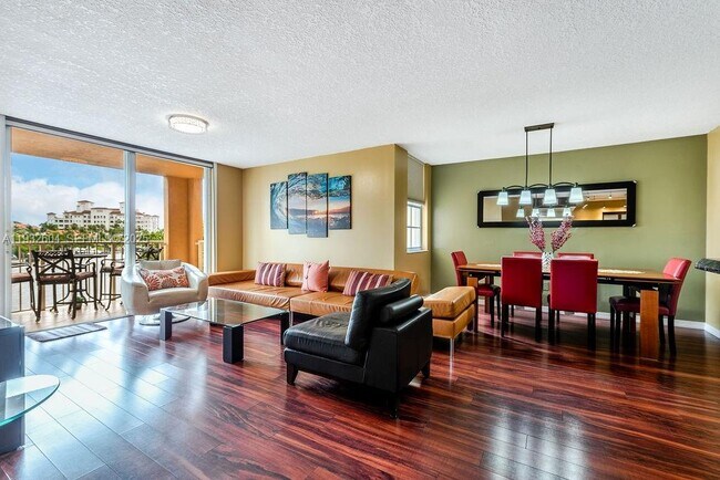 Foto del edificio - 19999 E Country Club Dr