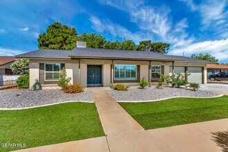 Building Photo - 9208 Shaver Dr