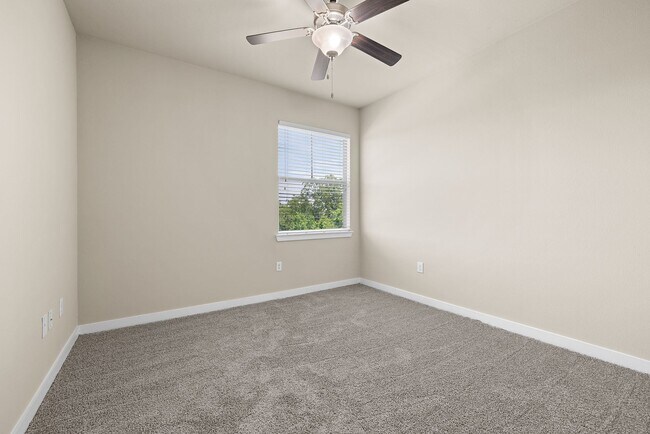 Foto del edificio - The Lodge at Pecan Creek