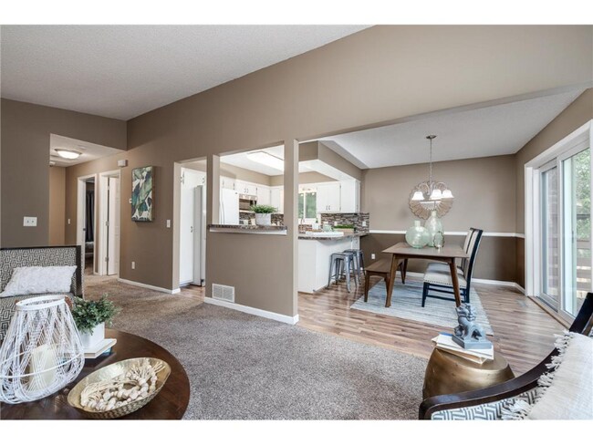 Foto del edificio - 10841 Avocet St NW