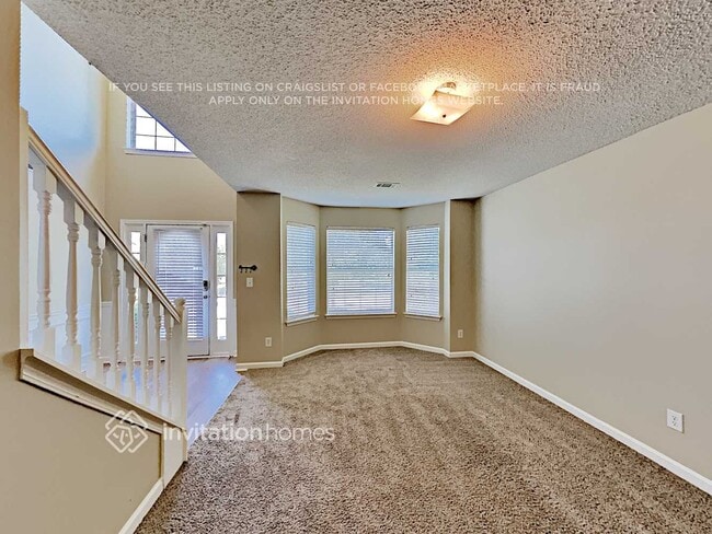 Building Photo - 1512 St George Pl