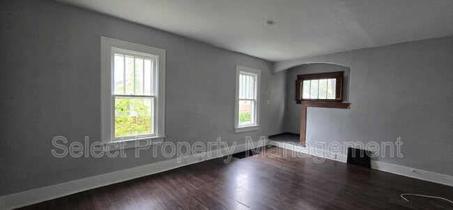 Building Photo - 1726 Tecumseh St