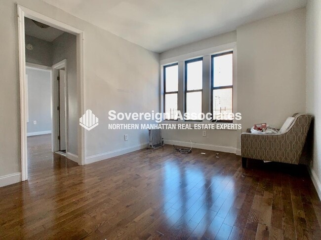 Foto del edificio - 518 W 204th St