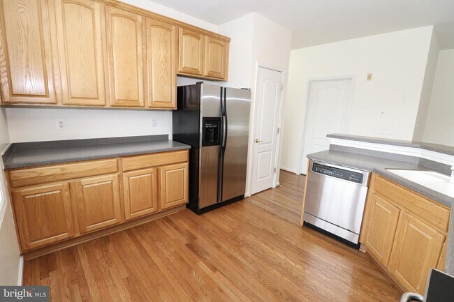 Building Photo - 12180 Abington Hall Pl