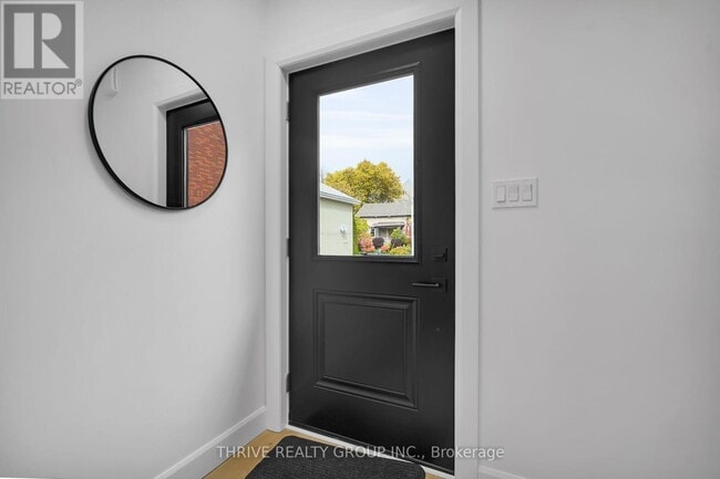 Photo du bâtiment - 74 Church St