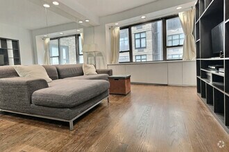 Building Photo - 210 E 47th St