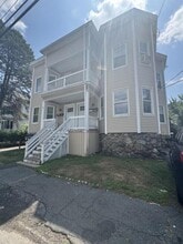 Building Photo - 164 S Pleasant St
