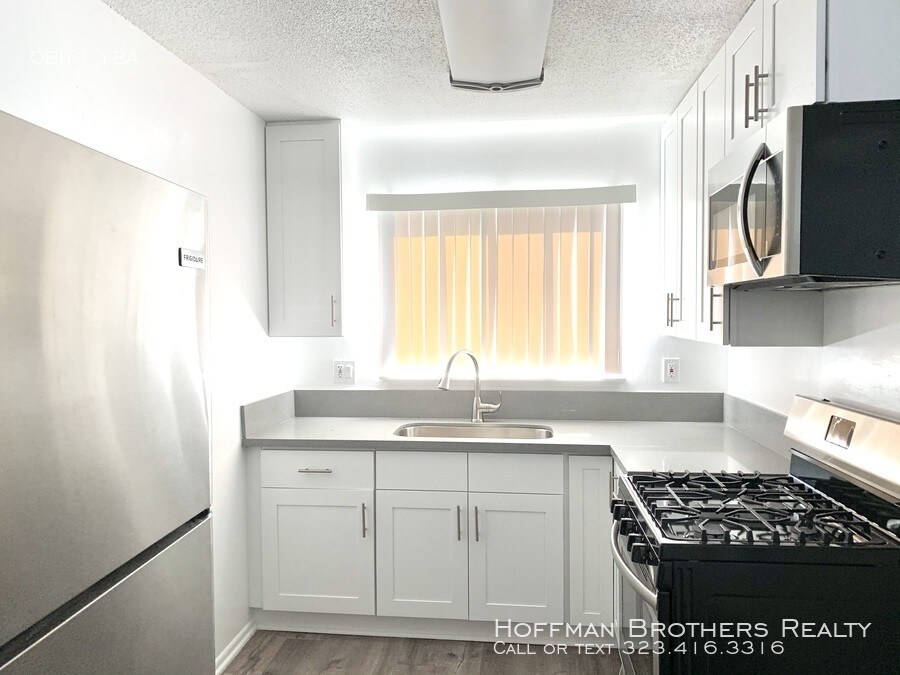 Foto principal - 345 S Westlake Ave Los Angeles, CA 90057