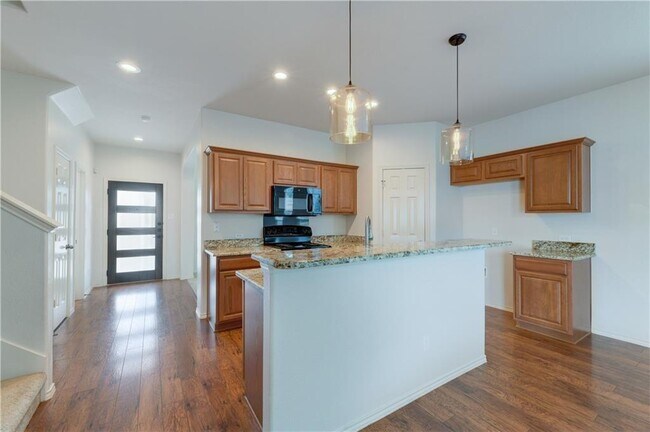 Building Photo - 1813 Franklin Mountain Dr