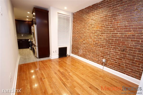 Building Photo - 3040 44th St