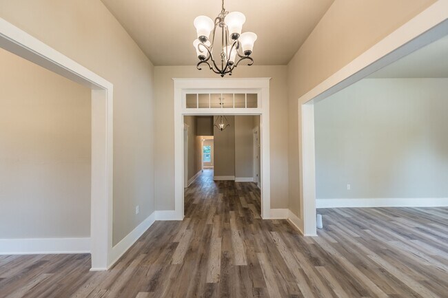 Foto del edificio - 1013 N 16th St