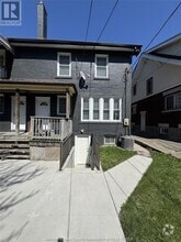 Building Photo - 1065 Ouellette Ave