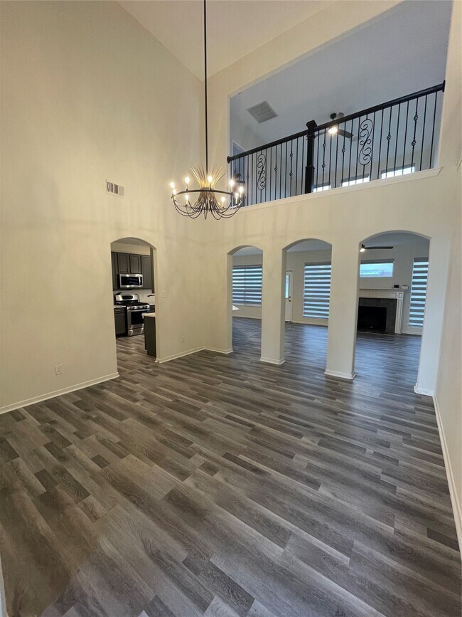 Foto del edificio - 24315 Camillia Ridge Way