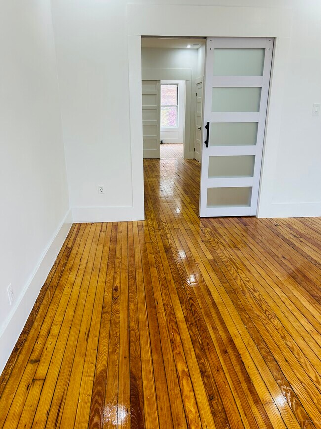 Foto del edificio - 150 E 32nd St