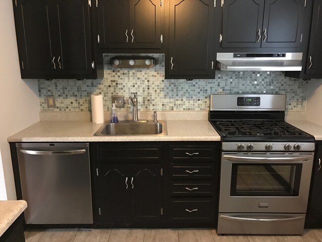 Kitchen - 411 Atlantic Ave