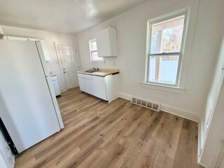 Foto del edificio - 116 S Baird St