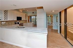 Foto del edificio - 6240 Kipps Colony Ct S