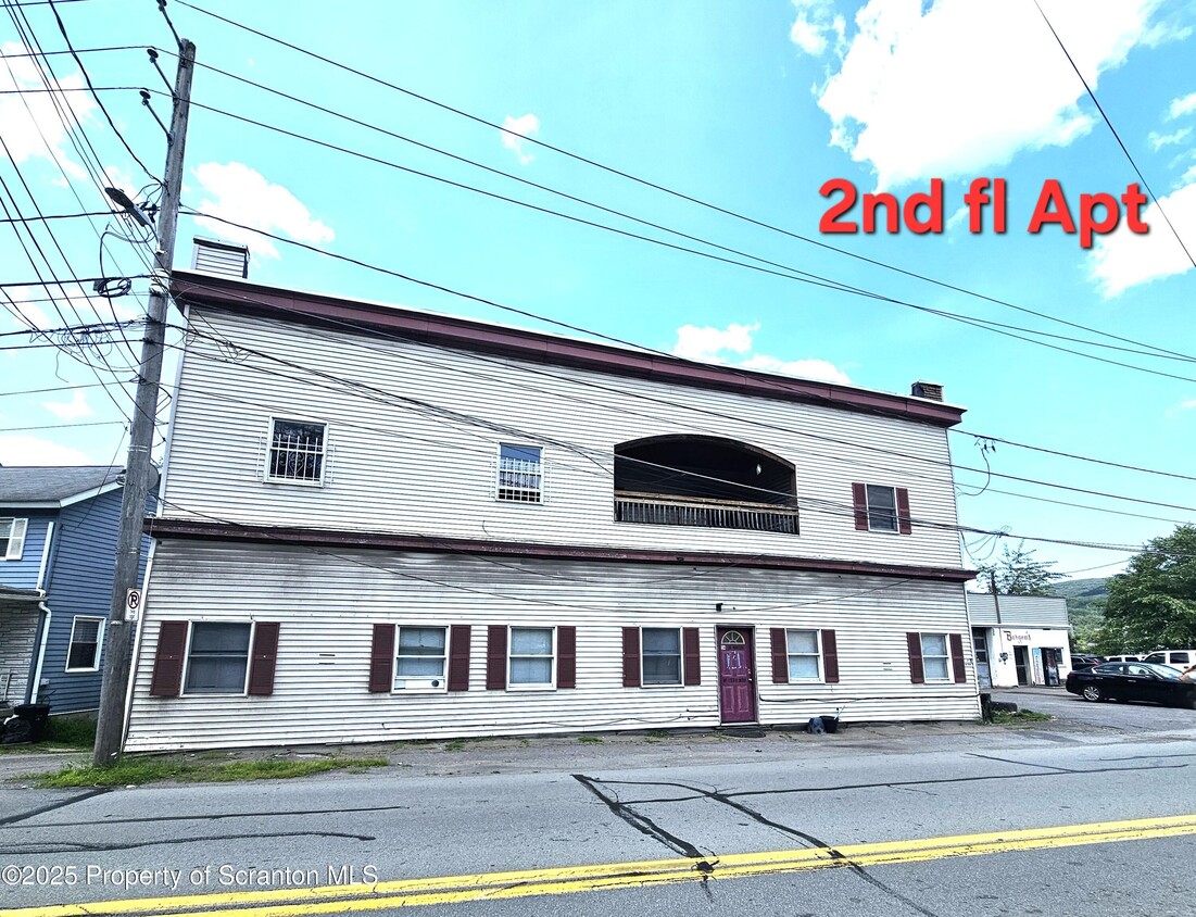 Primary Photo - 112-114 N Valley Ave